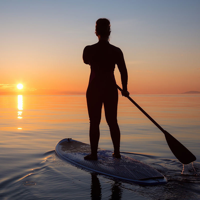 Sandbraes-Paddle-Boarding